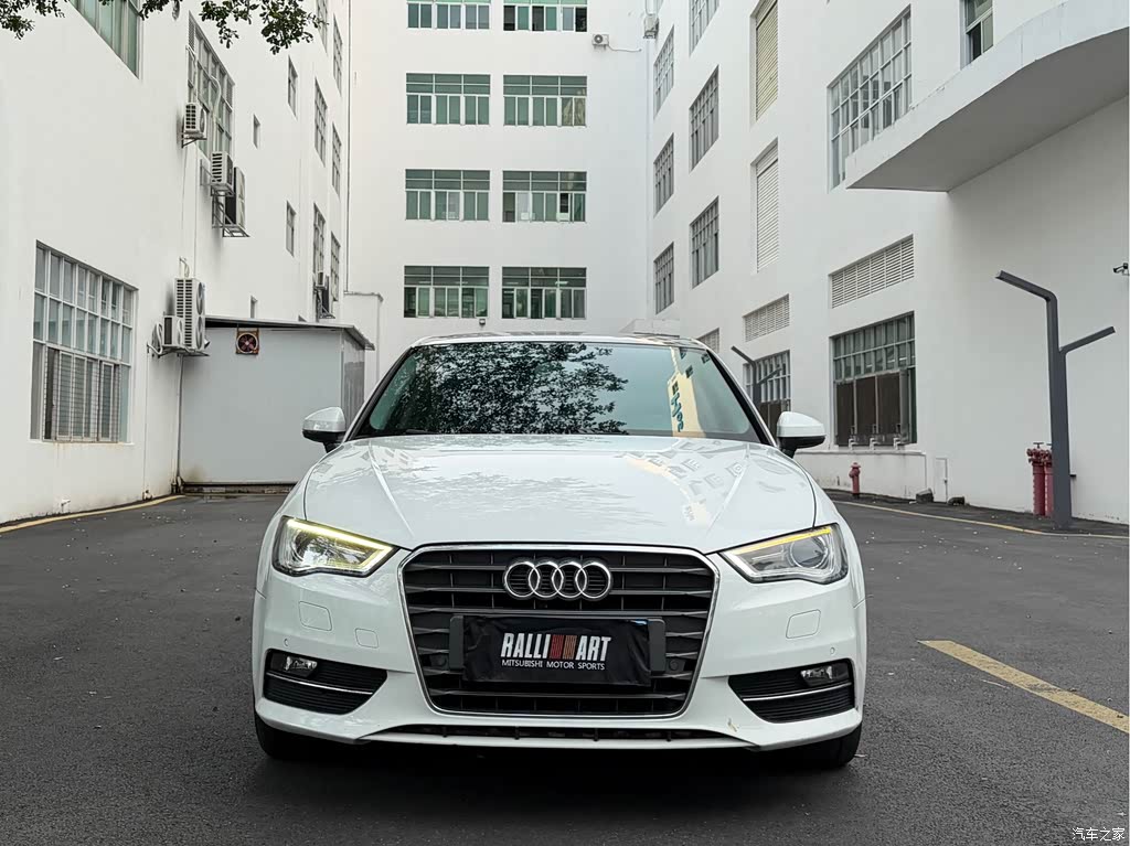 2014 Audi A3 Sportback 35 TFSI Automatic Comfort, фото 3, лот 11217221