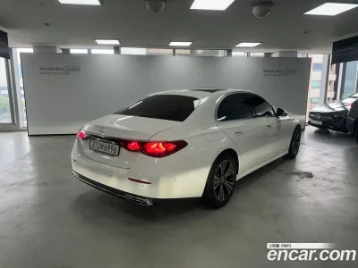 2024 Mercedes-Benz E-Class E200 Avantgarde, фото 2, лот 10520717