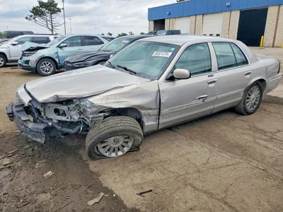 2010 MERCURY GRAND MARQUIS LS, фото 1, лот 10663074