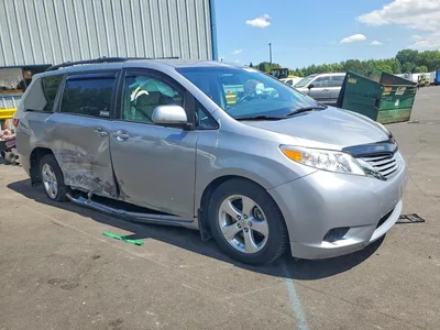 2017 TOYOTA SIENNA LE, фото 4, лот 10545834
