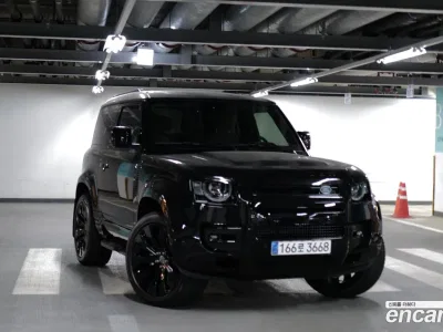2023 Land Rover Defender 90 D250 SE, фото 1, лот 10113780