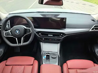 2025 BMW i3 eDrive 35 L, фото 4, лот 10472952