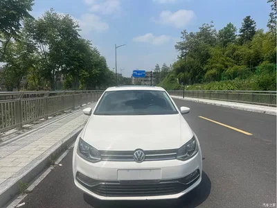2016 Volkswagen Polo 1.6L Automatic Comfort, фото 2, лот 10419090