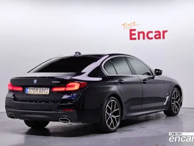 2022 BMW 5-Series 530i M Sport Package, фото 1, лот 10070955