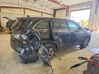 2015 TOYOTA HIGHLANDER LE PLUS, фото 3, лот 10516453