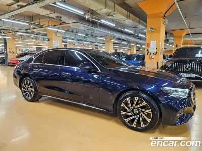 2024 Mercedes-Benz E-Class E300 4MATIC Exclusive, фото 4, лот 10169661