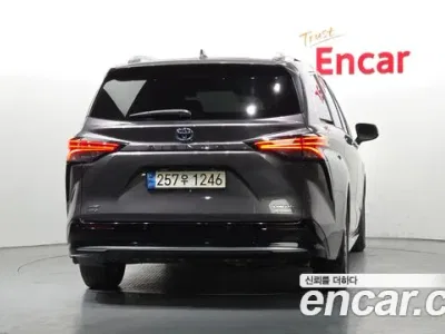 2022 Toyota Sienna 2.5 Hybrid AWD, фото 4, лот 10034371