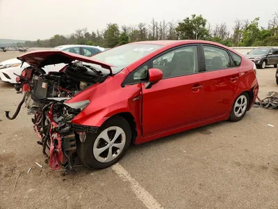 2014 TOYOTA PRIUS TWO, фото 1, лот 10550277