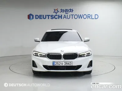 2023 BMW 3-Series 320i, фото 2, лот 10047437
