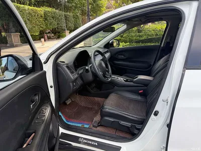 2020 Honda Vezel 1.5L CVT Luxury, фото 4, лот 10420928