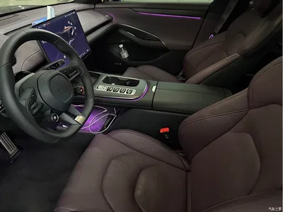 2024 Xiaomi Auto Xiaomi SU7 AWD Extended Range Advanced Smart Driving Max Edition, фото 4, лот 10402040