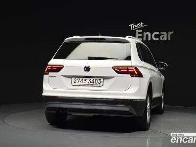 2020 Volkswagen Tiguan 2.0 TDI Premium, фото 4, лот 10183242