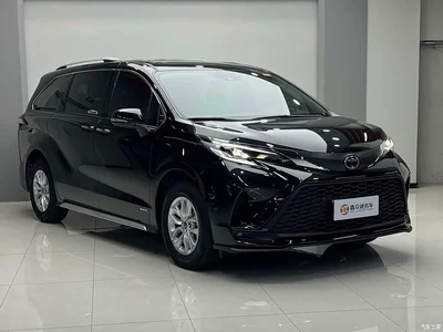 2024 Toyota Granvia 2.5L Hybrid Comfort, фото 2, лот 10807809