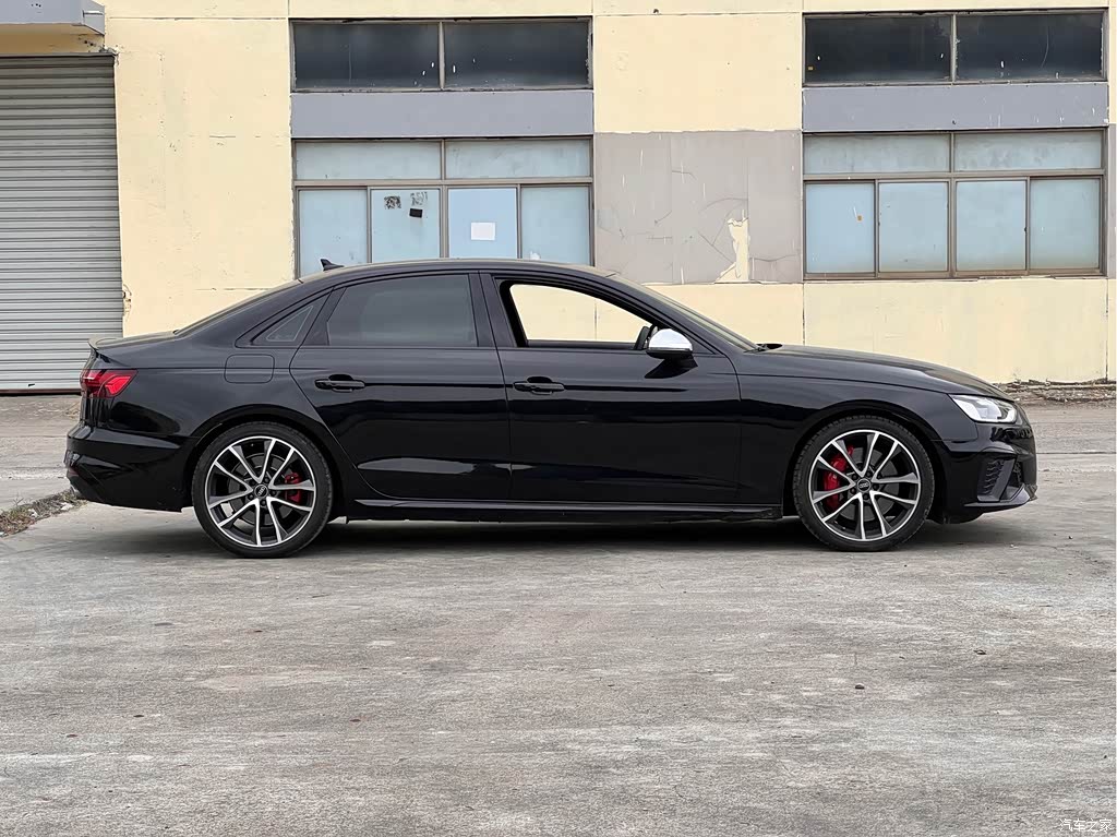 2022 Audi S4 3.0TFSI, фото 2, лот 11191368
