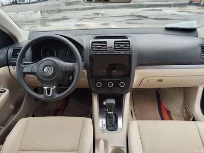 2011 Volkswagen Sagitar 1.6L Auto Comfort, фото 4, лот 10457321