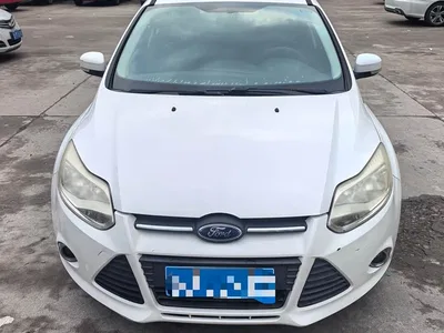 2012 Ford Focus Hatchback 1.6L Automatic Trend, фото 2, лот 10280816