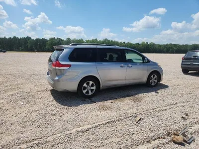 2011 TOYOTA SIENNA LE, фото 3, лот 10493683