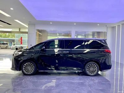 2023 Lexus LM 500h 6-Seater Prestige Edition, фото 3, лот 10895086