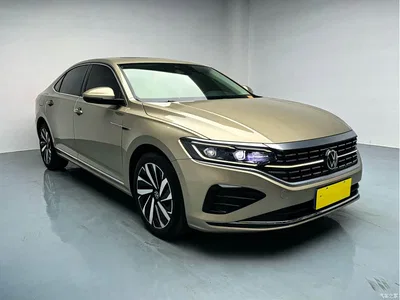 2022 Volkswagen Passat 330TSI Luxury Edition, фото 2, лот 10258691
