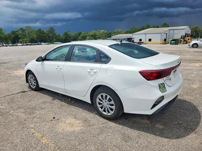 2024 KIA FORTE LX, фото 2, лот 10634504