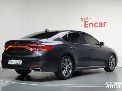 2018 Hyundai Grandeur 2.4 Premium, фото 2, лот 11132410