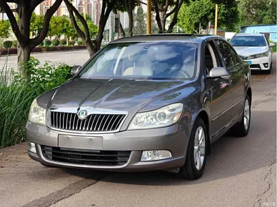 2010 Škoda Octavia 1.6L Auto Comfort, фото 1, лот 10399883
