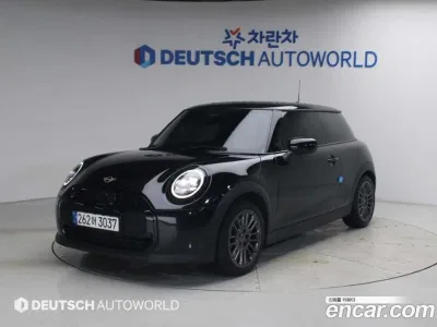 2025 Mini Cooper Essential, фото 1, лот 10101811
