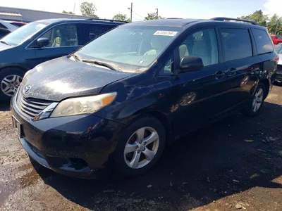 2012 TOYOTA SIENNA LE, фото 1, лот 10544407