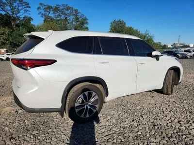2022 TOYOTA HIGHLANDER XLE, фото 3, лот 10548178