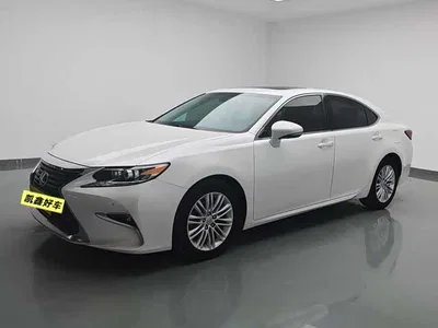 2015 Lexus ES 200 Elite Edition, фото 1, лот 10313604
