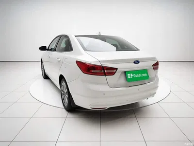 2015 Ford Escort 1.5L Manual Comfort, фото 4, лот 10280782