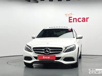 2017 Mercedes-Benz C-Class C200 Avantgarde, фото 3, лот 10039382