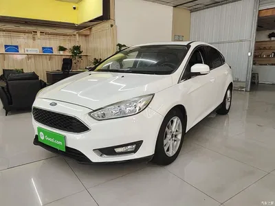 2017 Ford Focus Hatchback EcoBoost 125 Auto Super Fashion Smart Edition, фото 2, лот 10283364