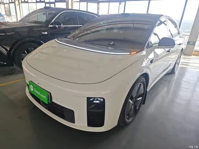 2025 Li Auto i6 2WD Base Model, фото 1, лот 10955704