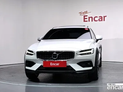 2024 Volvo V60 B5 Ultimate AWD, фото 3, лот 10519415