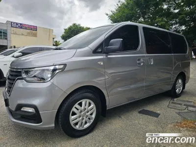 2021 Hyundai Starex Van 3-Seater, фото 2, лот 10181322