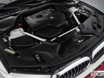 2018 BMW 5-Series 520i Luxury, фото 4, лот 10072553