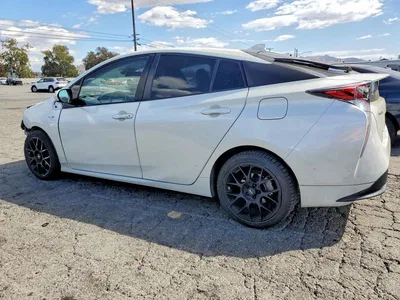 2016 TOYOTA PRIUS FOUR TOURING, фото 2, лот 11280935