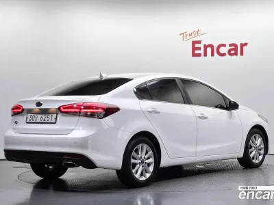 2017 Kia K3 Trendy, фото 1, лот 11111201