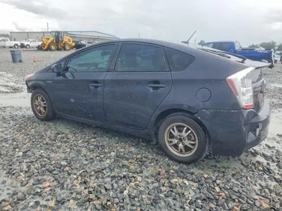 2011 TOYOTA PRIUS TWO, фото 2, лот 10532671