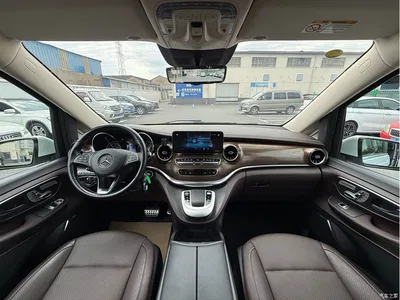 2022 Mercedes-Benz V-Class V 260 L Long Wheelbase Luxury Edition, фото 4, лот 10696764