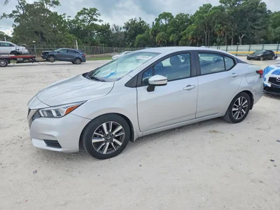 2021 NISSAN VERSA SV, фото 1, лот 10760539