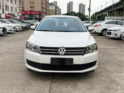 2013 Volkswagen Lavida Facelift Classic 1.6L Automatic Trend, фото 2, лот 10454605
