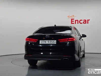 2017 Kia K5 2.0 SX, фото 4, лот 10198180