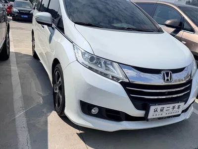 2015 Honda Odyssey Facelift 2.4L Luxury Edition, фото 3, лот 10403744