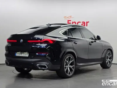 2022 BMW X6 xDrive40i M Sport, фото 1, лот 10080464
