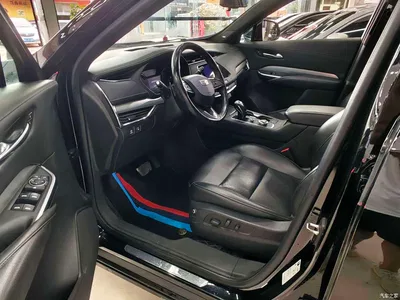 2018 Cadillac XT4 28T FWD Leading Edition, фото 4, лот 11220641
