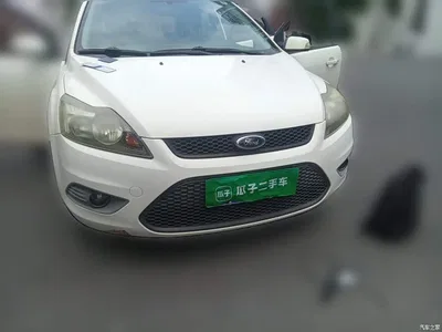 2013 Ford Focus Hatchback Classic 1.8L Manual Base, фото 3, лот 11188235