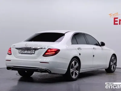 2019 Mercedes-Benz E-Class E300 Avantgarde, фото 1, лот 10056534