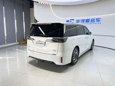 2022 Voyah Auto Voyah Dreamer Low-carbon Dream+Smart Package, фото 4, лот 11570457